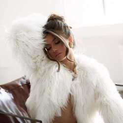 Шлюха Виола 75472