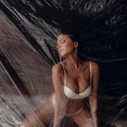 Шлюха Регина 77002