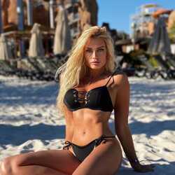 Шлюха Оксана 75219